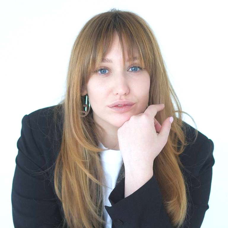 Плотникова Марина Геннедьевна